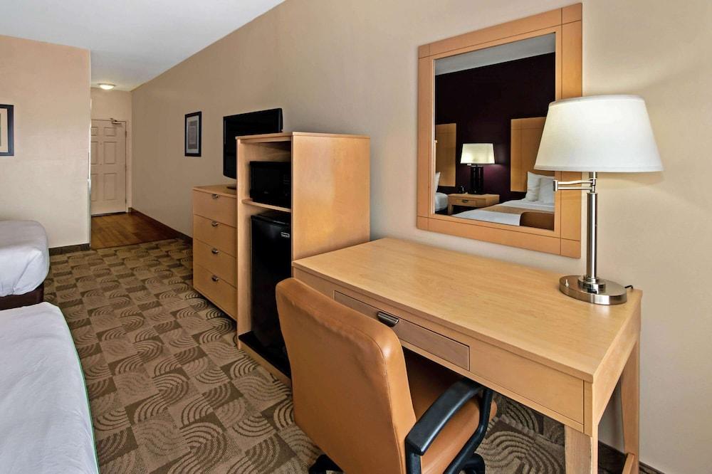 La Quinta By Wyndham 3*